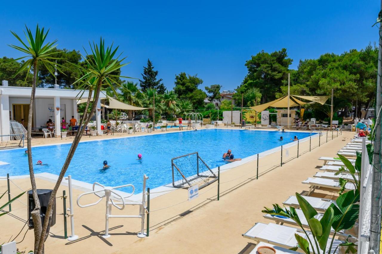 Camping Villaggio Santa Maria Di Leuca Галяно дел Капо Екстериор снимка