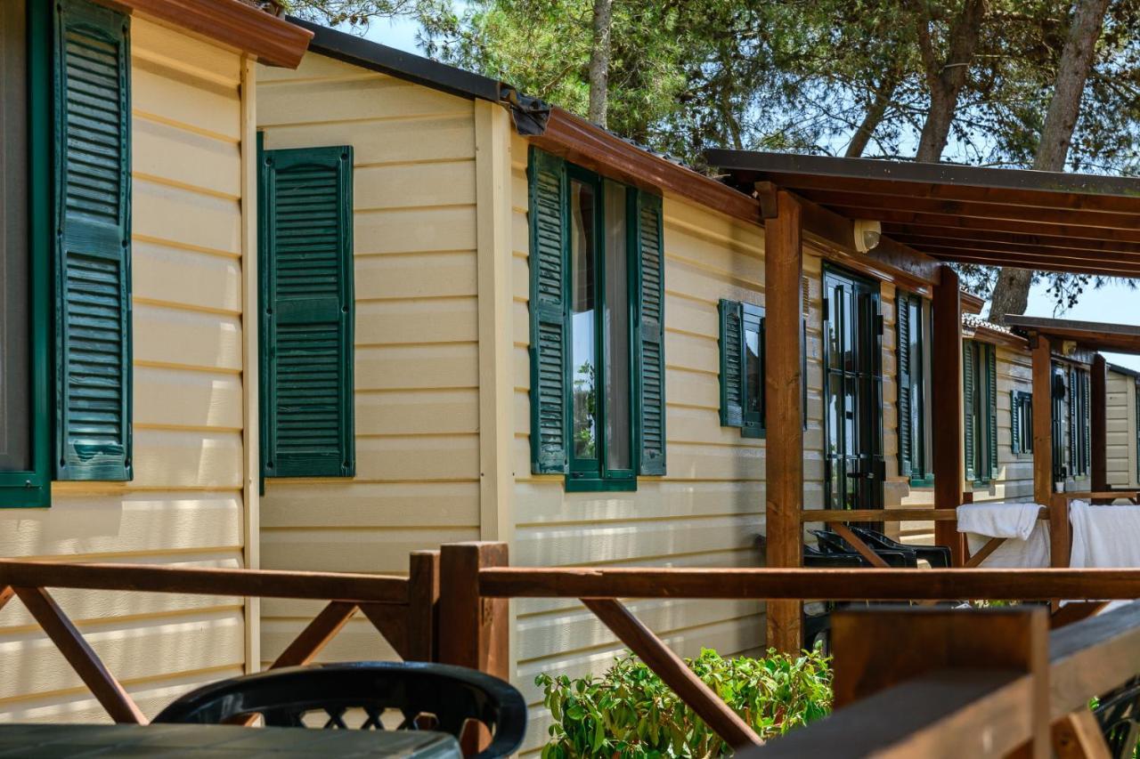 Camping Villaggio Santa Maria Di Leuca Галяно дел Капо Екстериор снимка