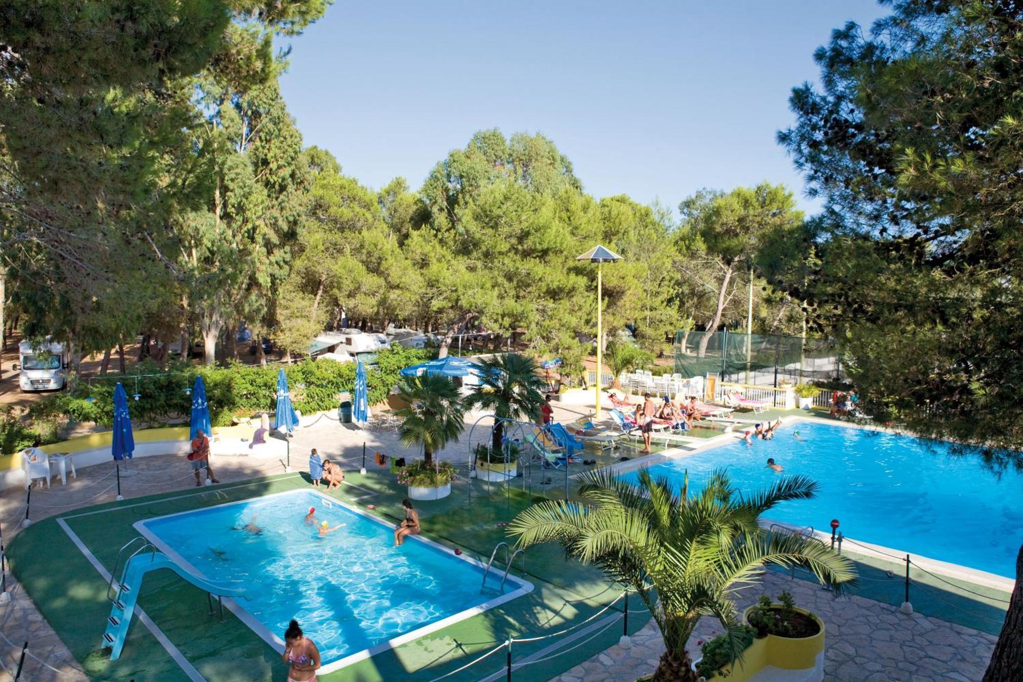 Camping Villaggio Santa Maria Di Leuca Галяно дел Капо Екстериор снимка
