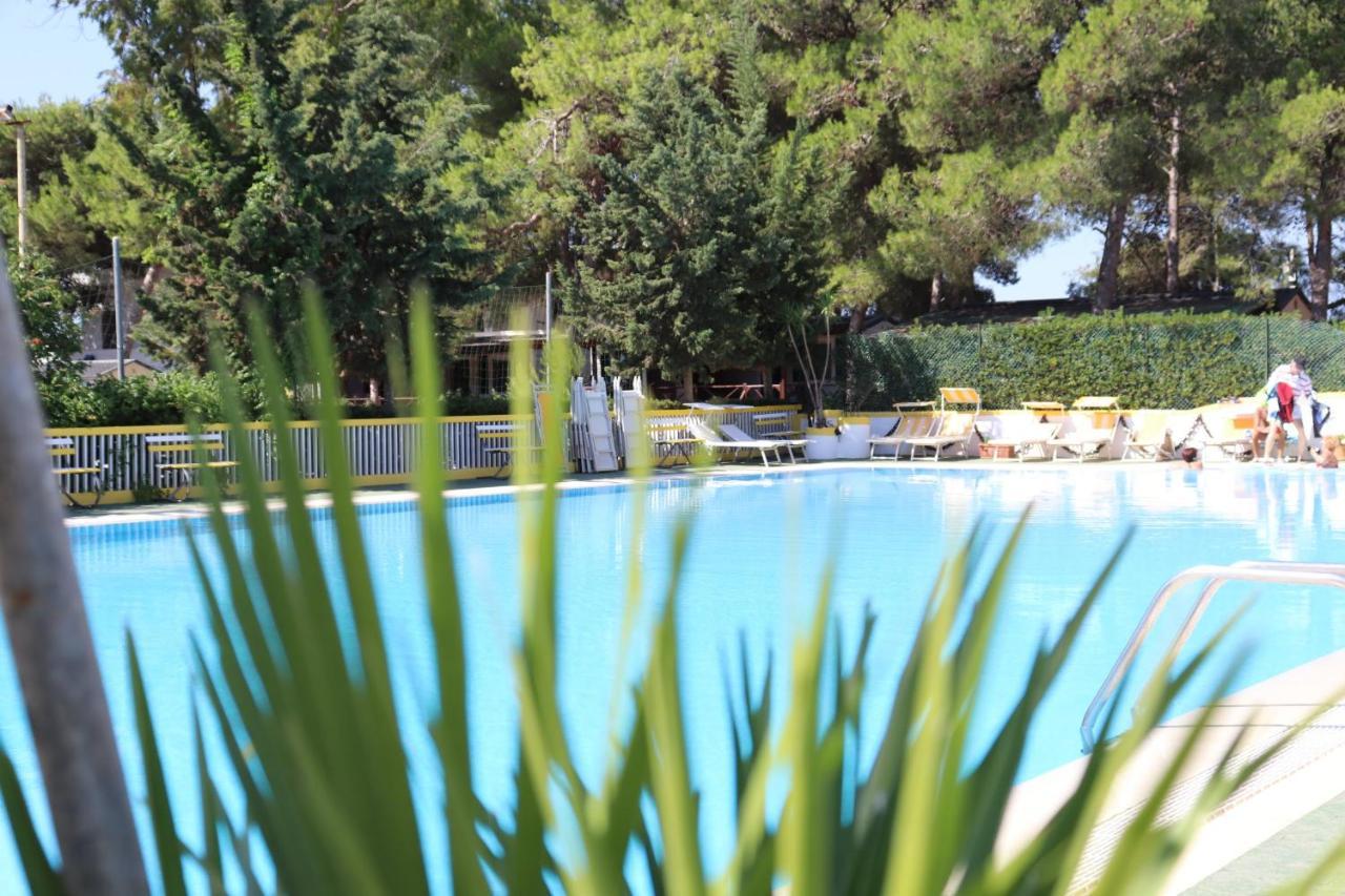 Camping Villaggio Santa Maria Di Leuca Галяно дел Капо Екстериор снимка