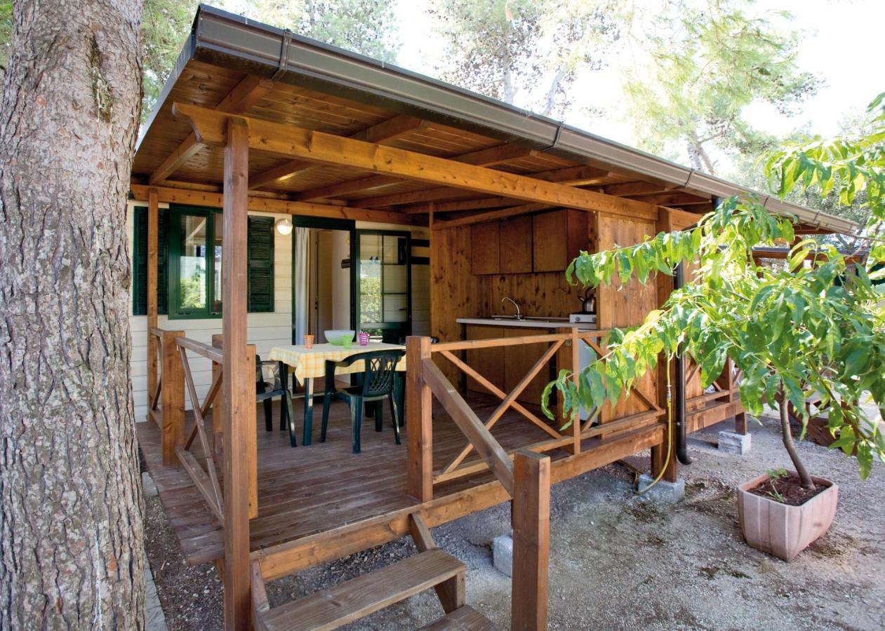 Camping Villaggio Santa Maria Di Leuca Галяно дел Капо Екстериор снимка